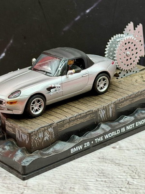 James Bond 007 collection BMW Z8 model 1/43 used