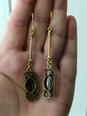 Women's earrings Victorian style with crystal stone and steel new