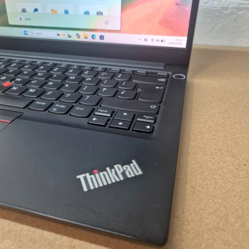 Lenovo ThinkPad E14 Gen 2 laptop i5 16GB RAM 512GB SSD with original charger