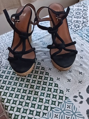 H&M platform sandals size 37 like new, black, heel height 11cm