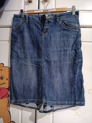 Denim skirt new, size S / 36 / 8, knee length
