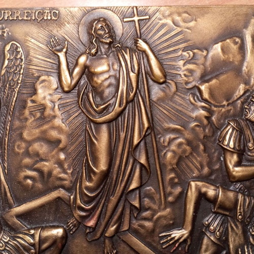 Bronze medal used with depiction of the Resurrection of Jesus Christ