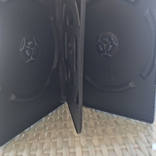 DVD cases 4-position used, pack of 9