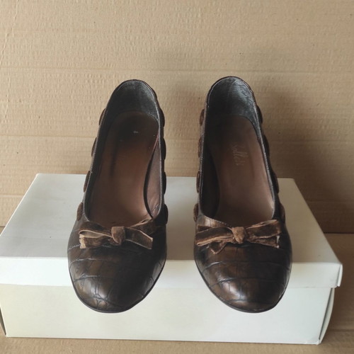 Si Bolleti pumps used brown bronze with croc pattern size 37