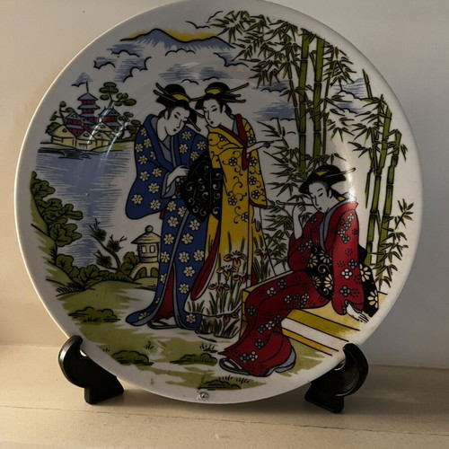 Chinese plate like new for home decor