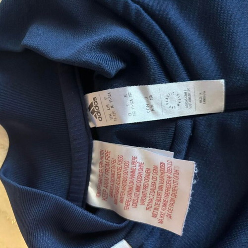 Αθλητική μπλούζα Adidas για κορίτσι 11-12 ετών σαν καινούργιο