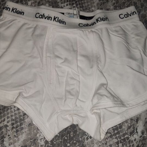 Calvin Klein boxer new, size small, white