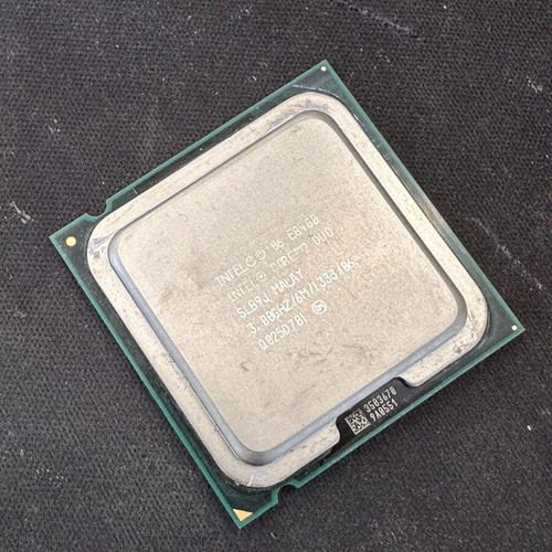 Intel Core 2 Duo E8400 3.00GHz processor LGA 775