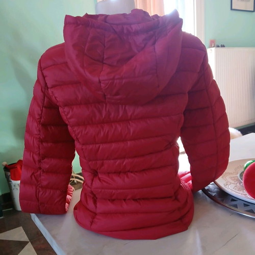 Women's jacket size M like new, red