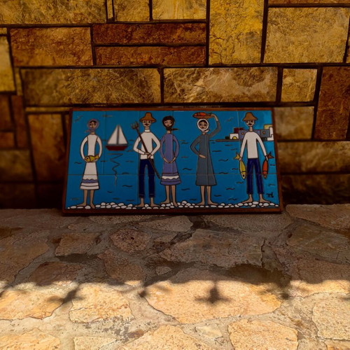 Ceramic artwork used, 12 handmade pieces with natural wood frame