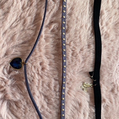 Choker like new, set of 2 pieces, black and dark blue
