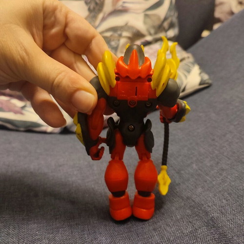 Gormiti figure used 13 cm with light