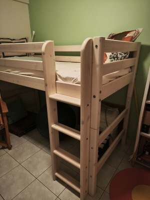 Flexa children's bed 1.2 with ladder, mattress, desk and ergonomic chair