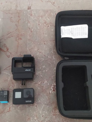 GoPro HERO7 Black like new with mic adapter, 2 batteries, charger, and case