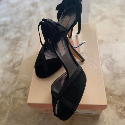 J.LO heels new, size 37, black
