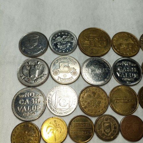 Foreign tokens used, set of 30 collectible coins