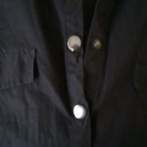 Yes no black shirt used with transparency, size XS