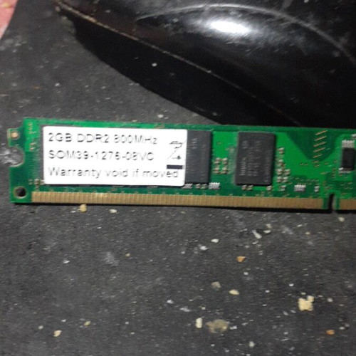 Memory card 2GB 800 MHz used for spare parts