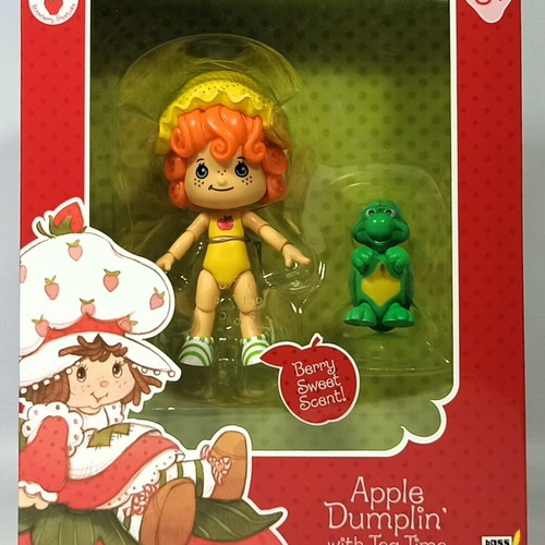 Boss Fight Studio Apple Dumplin' with Tea Time doll new