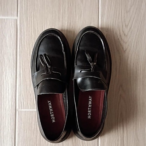 Northway Leather Loafer Black size 43 like new