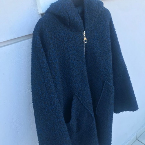 Bouclé jacket blue with hood like new