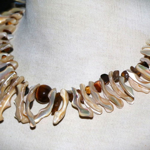 Tigers Eye Necklace with Shells and Sterling Silver 925 new