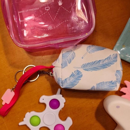Gift set for girls used with wallets, pop it, spinner and Polo bag