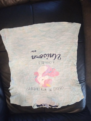 Girls' t-shirt with unicorn like new, gray, size 128 cm