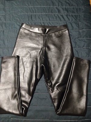 Leather-look leggings with winter lining, black