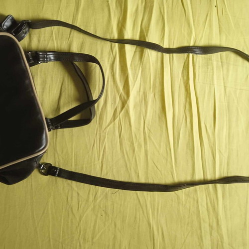 Women's shoulder or hand bag used, chocolate with beige detail