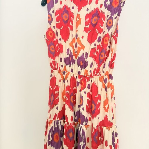 Maxi dress new with colorful print