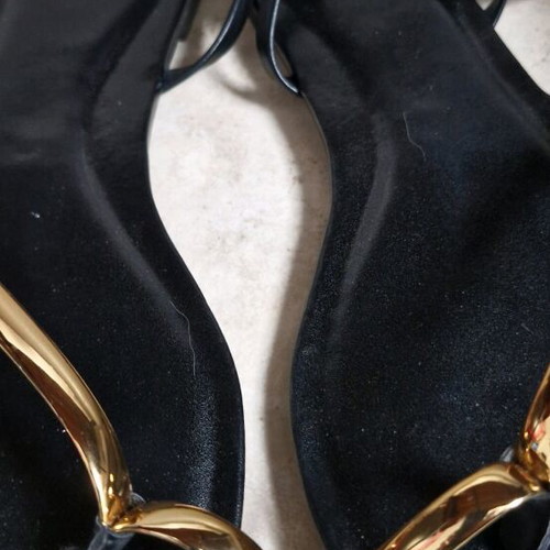 Zara flat sandals with thin straps and metallic detail, size 39