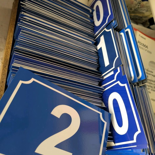 Huge opportunity Clearance. Stickers gold letters / street number signs, small signage plates