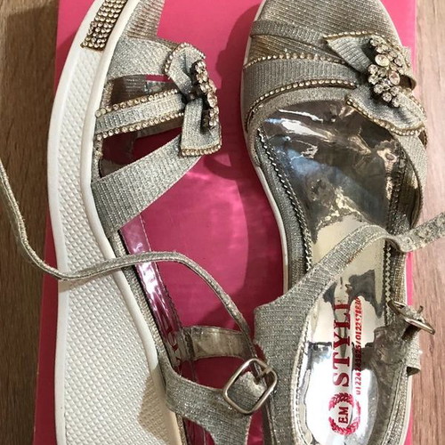 Children's sandals size 35 used, white and gray