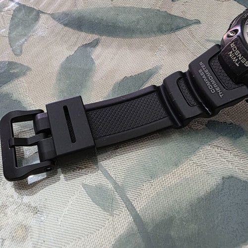 Casio Protrek SGW-100 digital watch like new, black