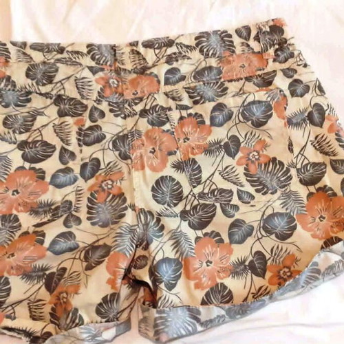 Up Fashion women's cotton shorts like new, tropical pattern, EU 44 L-XL