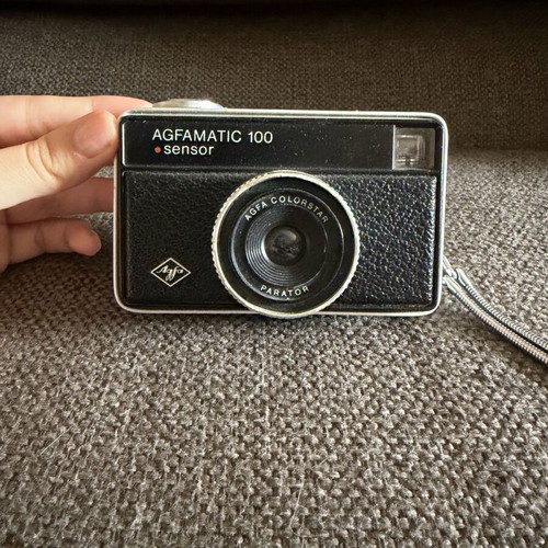 Agfamatic 100 Sensor camera used, analog