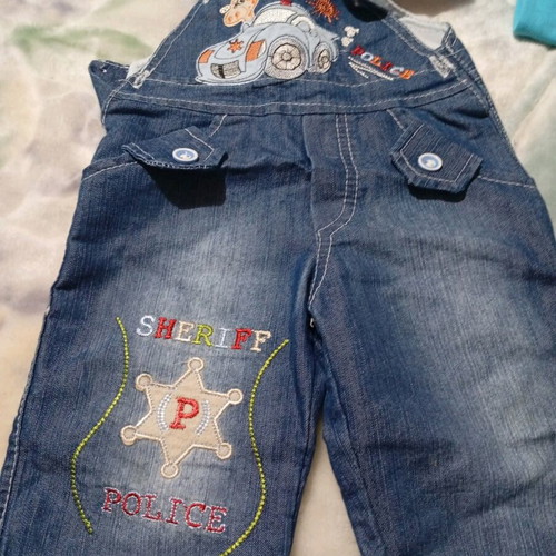Boy's overalls 6-9 months, lightly worn