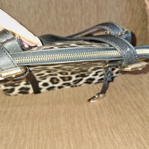 Verde shoulder bag new with animal print
