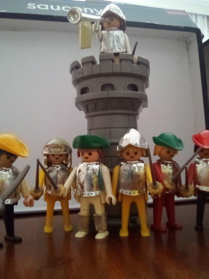 Плеймобил употребяван, кула и 7 рицари