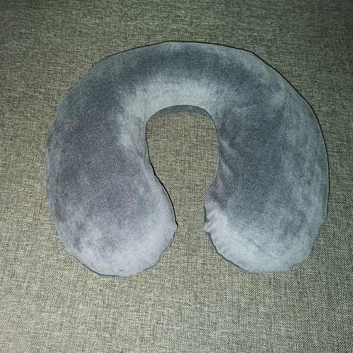 Travel pillow with memory foam orthopedic like new, gray with removable cover