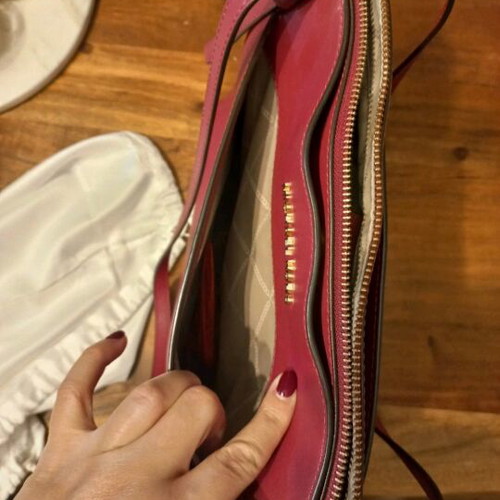 Michael Kors leather shoulder bag cherry color like new