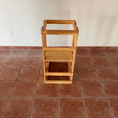 Learning tower Montessori made of solid wood like new