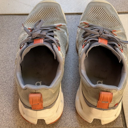 On Running Cloudsurfer Trail men's running shoes used, size EU 41