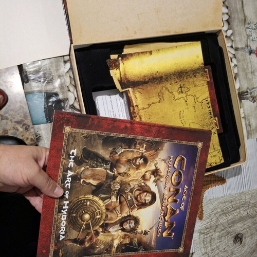 Age of Conan PC collectors edition like new with all accessories