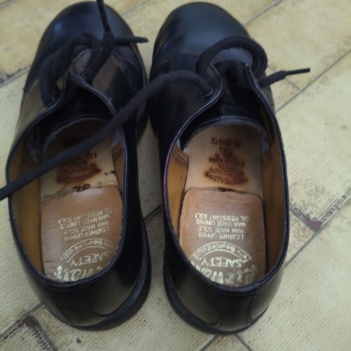 Dr. Martens shoes size 42 like new, black, made in England