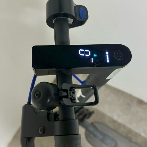 Xiaomi Mi Electric Scooter with Cable Lock and Charger