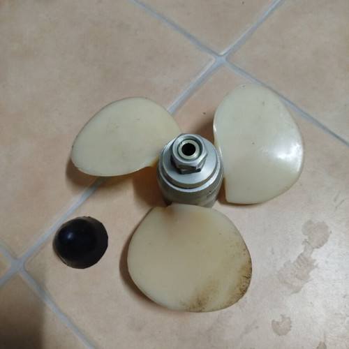 Adjustable 6.5 inch propeller like new