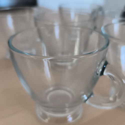 Set of 6 glass coffee or tea cups like new, transparent