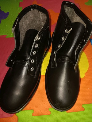 Men's leather boots like new, size 45, black, Greek craftsmanship